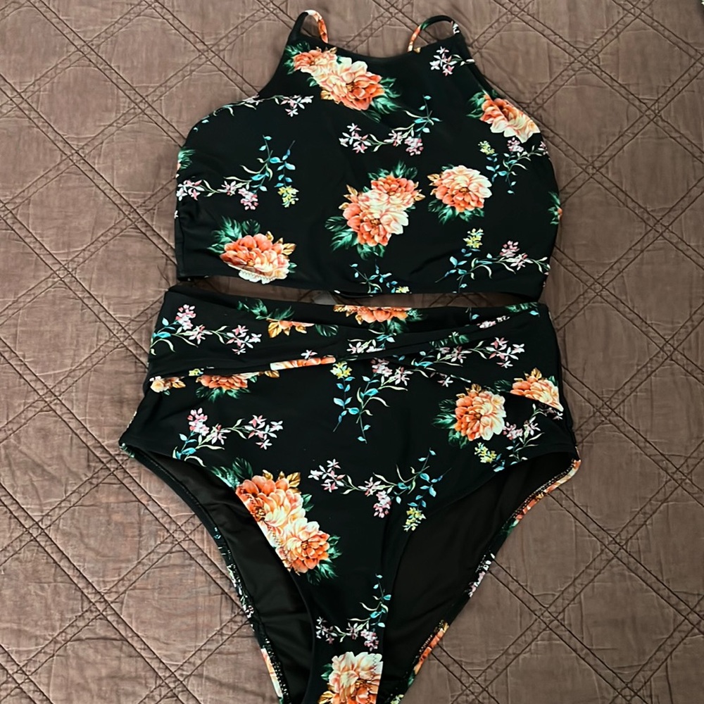 Cupshe Swim suit